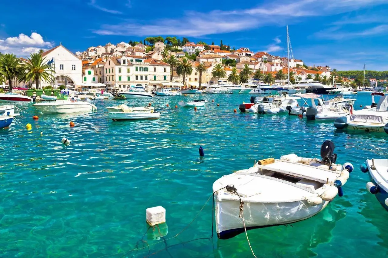 Inviting Apartment 14 Sleeps 3 Guests Split Croatia