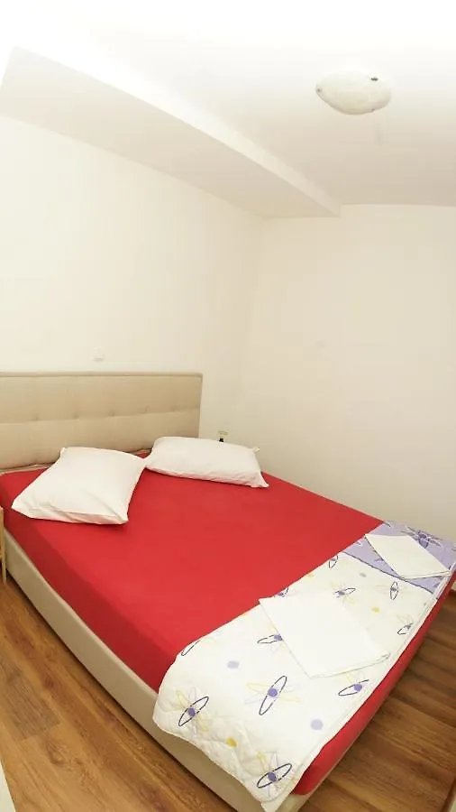 Inviting Apartment 14 Sleeps 3 Guests Split Croatia