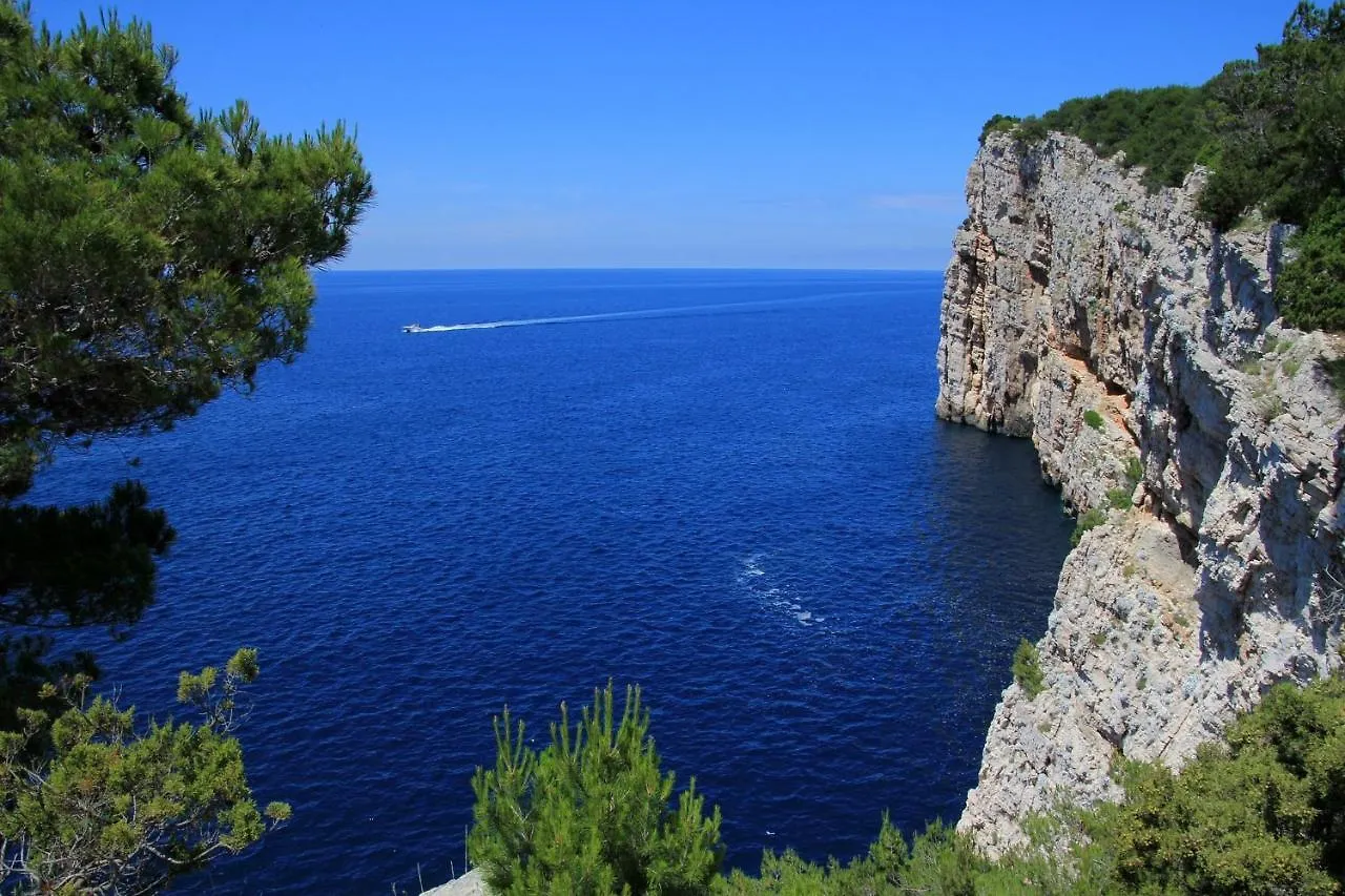 Inviting Apartment 14 Sleeps 3 Guests Split 0*,  Hırvatistan